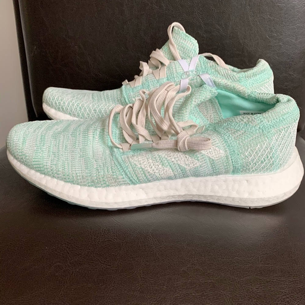 Woman’s Adidas Ulta Boost size 8.5 $65